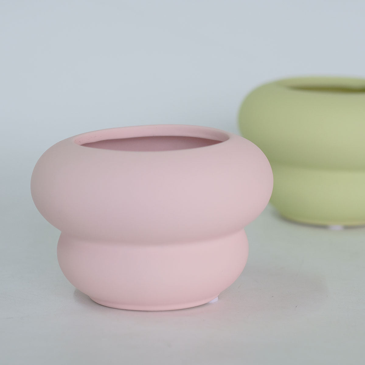 植木鉢 おしゃれ 室内 ステラ 鉢カバー かわいい もこもこ 陶器鉢 底穴なし 径12.5cm 高さ8.5cm パステルカラー