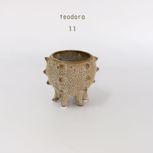 植木鉢 おしゃれ 室内 テオドラ11 鉢カバー かわいい 陶器鉢 底穴なし 径10cm 高さ9cm