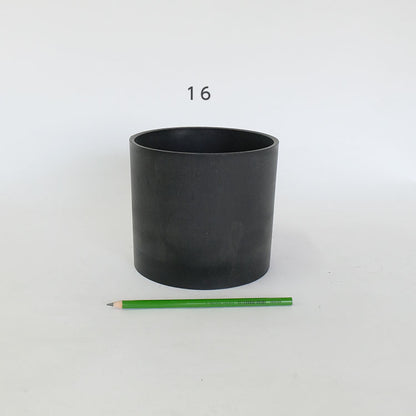 ブラックポット シリンダー16 サボテン 頑丈 おしゃれ 塊根植物多肉 黒プラスチック鉢 径16cm 高さ14cm プラスチック鉢