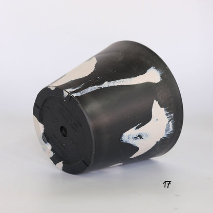 黒プラ鉢 マーブルポット 17 ビザールプランツ BLACK PLASTIC POT 塊根植物 多肉 黒プラスチック鉢 コーデックス 径17cm 高さ13.5cm スタンダード