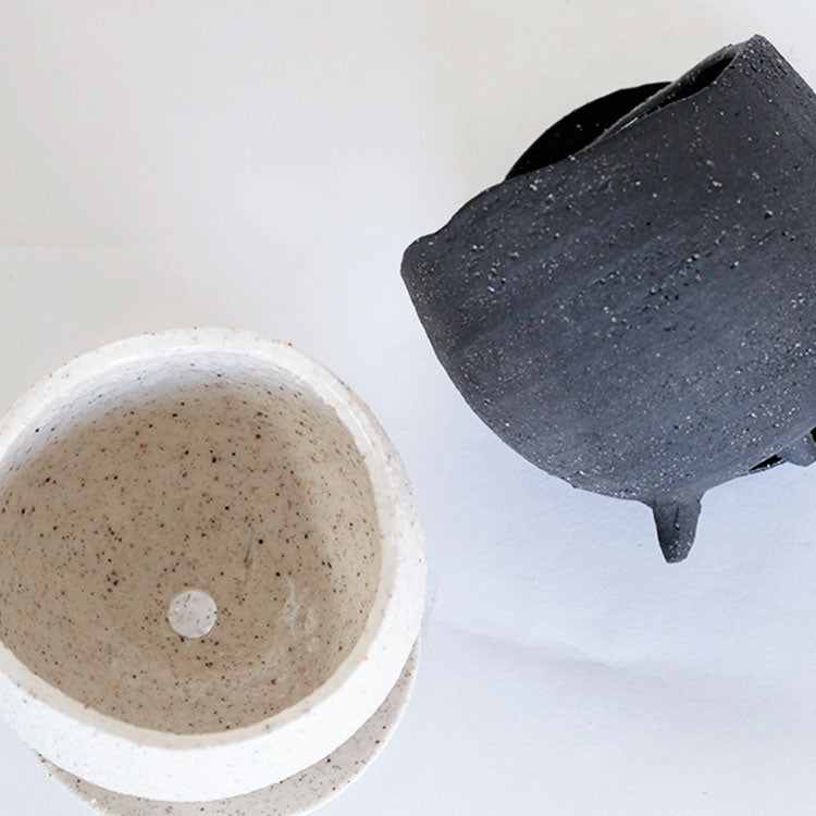 植木鉢 おしゃれ 陶器鉢 イオニアボウル 受皿付 ポット セラミック 径10.5cm 高9cm 3号 変わり鉢 白鉢 黒鉢 底穴あり