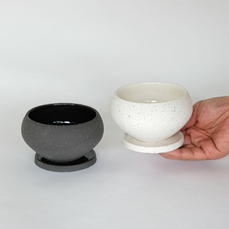 おしゃれ 陶器鉢 イオニアスクワットM 受皿付 ポット セラミック 釉薬 径11.5cm 高6.5cm 底穴あり