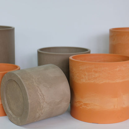 プラ鉢 シリンダーポット16-23 キャロット・カフェオレ プラスチック鉢 サボテン 頑丈 おしゃれ 塊根植物 多肉 コーデックス